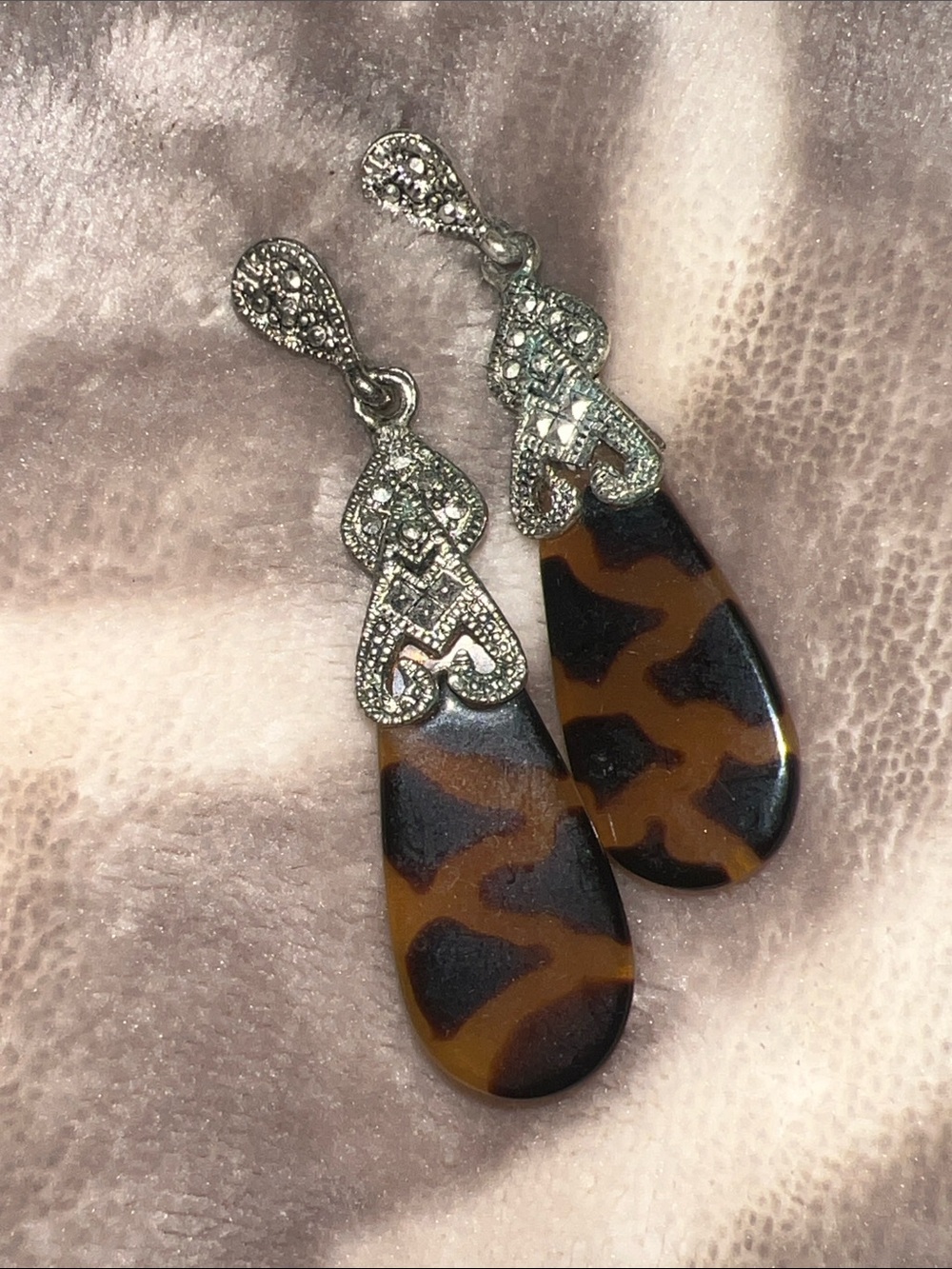Y2K Tortoiseshell Drop Earrings with Crystal Accents - Brown